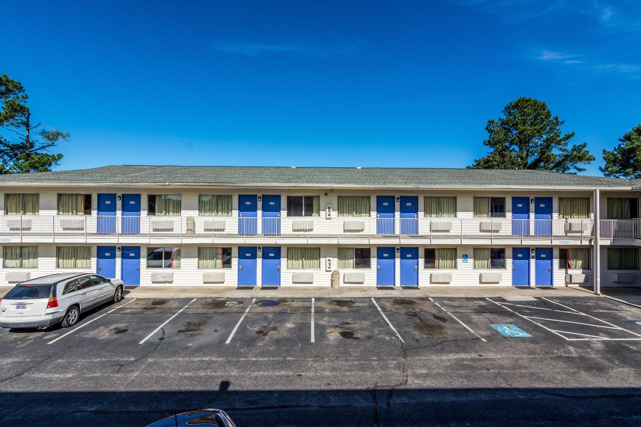 Motel 6-Lumberton, Nc Exterior photo